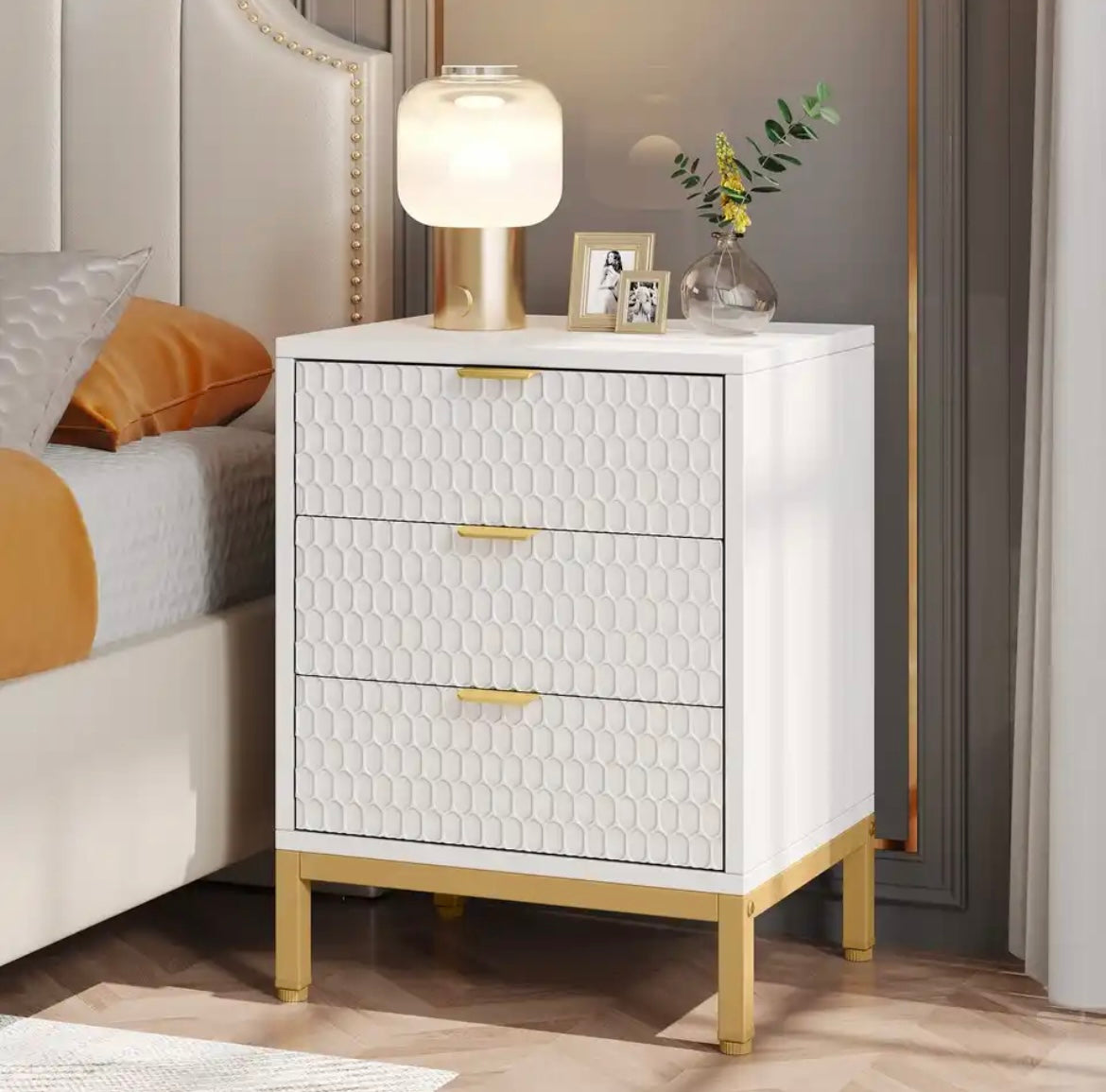 Modern Nightstand 25.8” tall